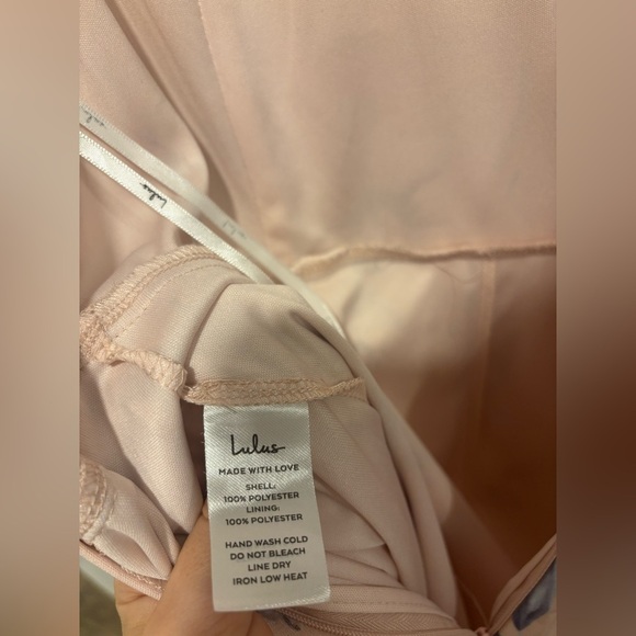 Lulu's Blush Pink Floral Romper. - Picture 5 of 9